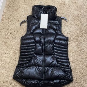 Lululemon fluffin awesome vest size 6